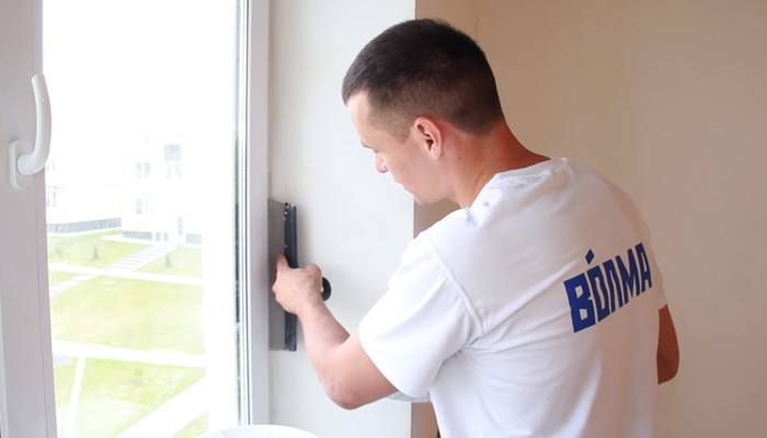 Нанесение финишной шпаклевки